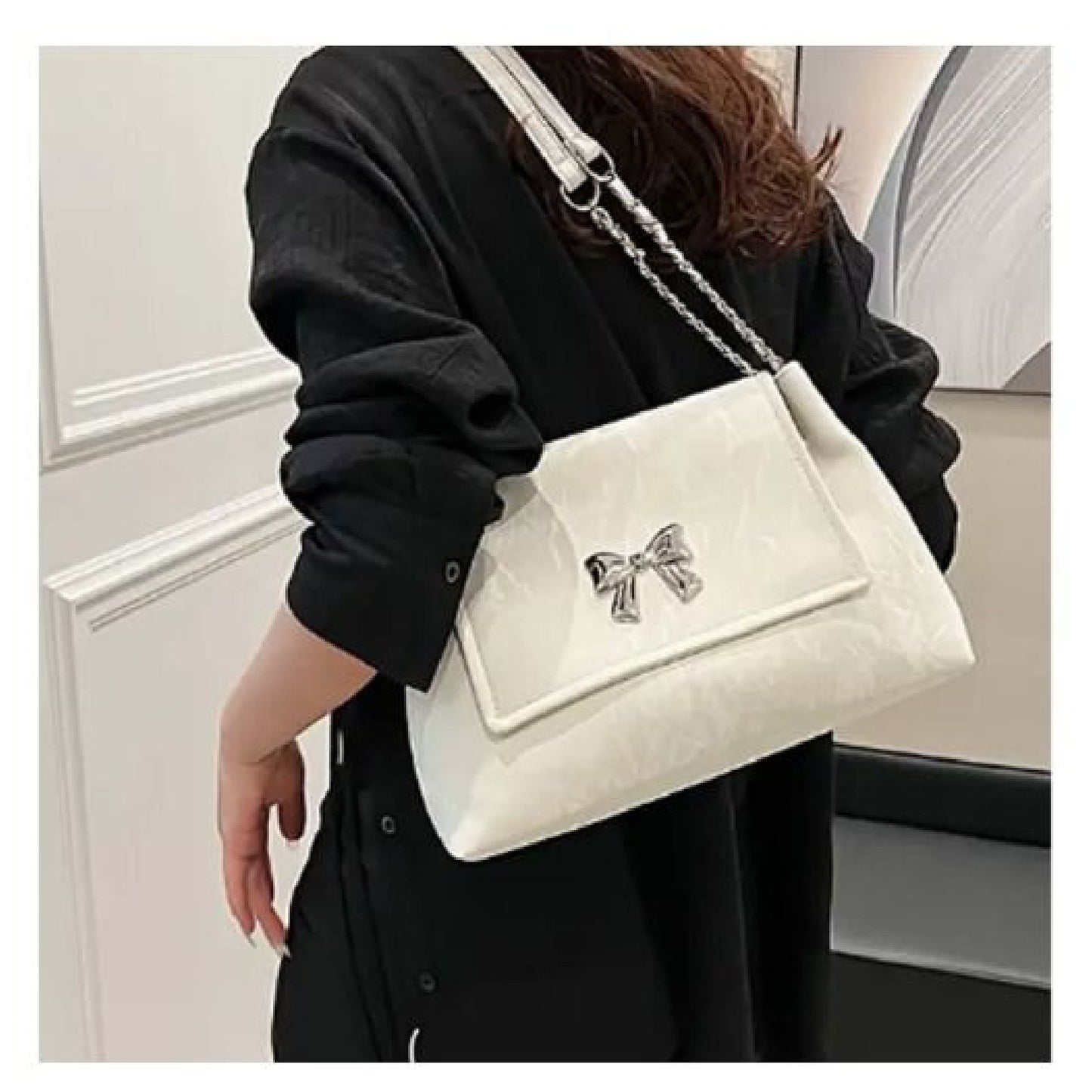 Large Capacity Crossbody Bag for Daily Commuting & Travel "DT-BW1103"